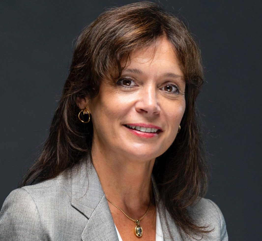NOMBRAMIENTO DE LOURDES FREIRIA COMO NUEVA PRESIDENTA DE IGREA